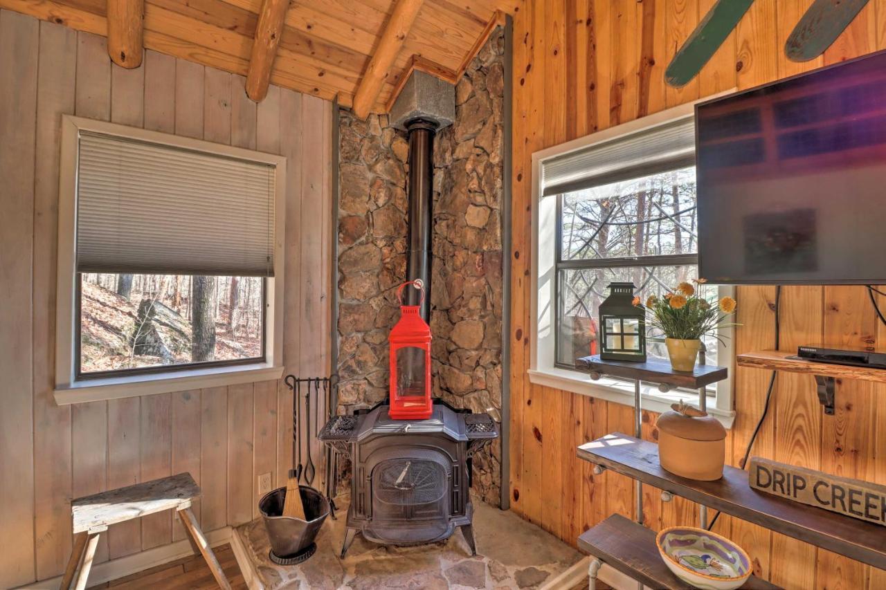 Scenic Greers Ferry Cabin With Deck And Fire Pit! Heber Springs Exterior foto