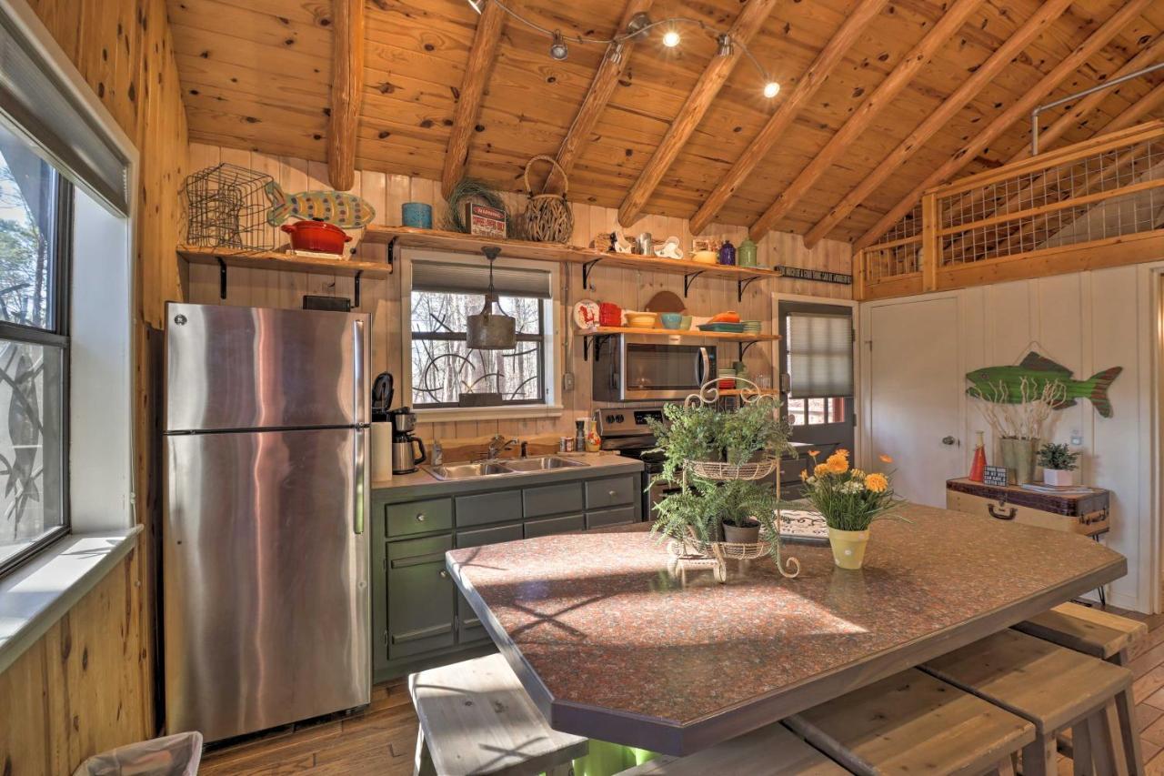 Scenic Greers Ferry Cabin With Deck And Fire Pit! Heber Springs Exterior foto